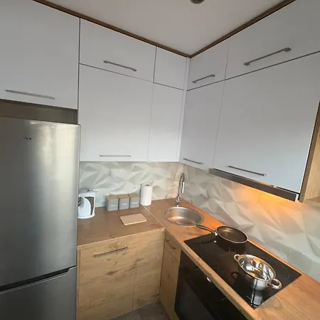 Przy Dworcu Апартаменты *